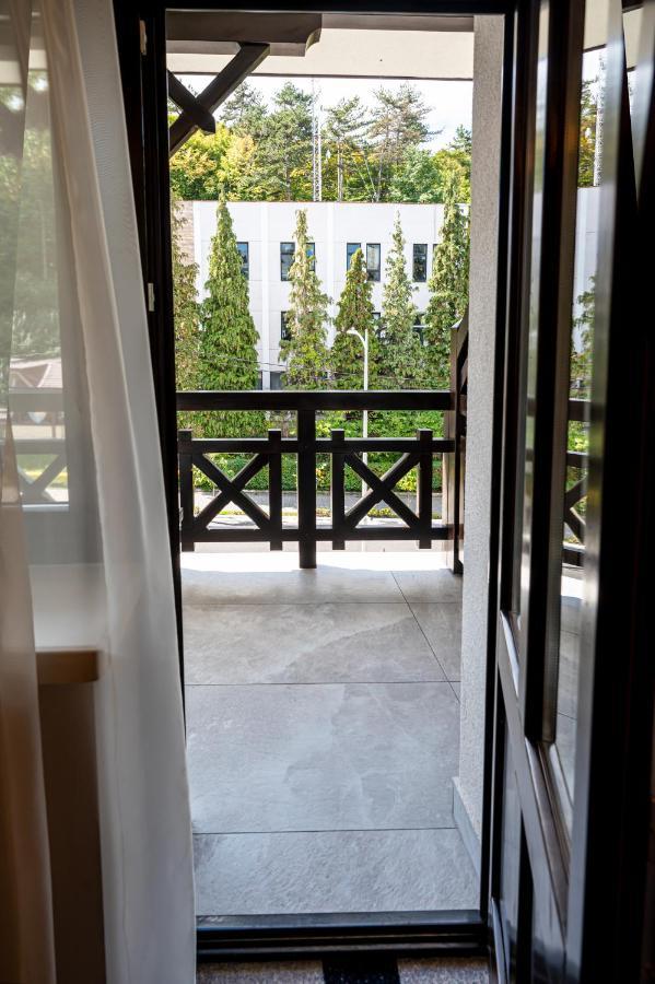Hotel Carolin Călimăneşti Dış mekan fotoğraf